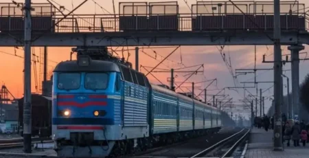 Рух поїздів на Київщині відновлено: тимчасові безпекові обмеження знято