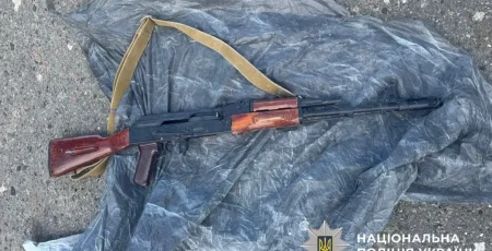 61-річний мешканець Київщини збував зброю та боєприпаси (фото)