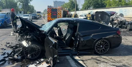 Водію BMW, який влаштував смертельну ДТП за участю п'яти авто, повідомлено про підозру