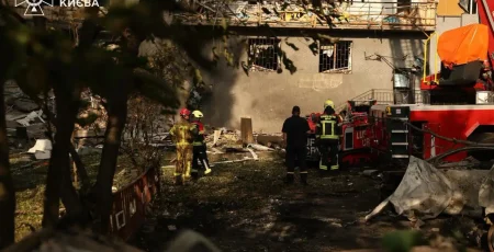 Київ після атаки: число постраждалих зросло до 17, станція метро “Лук’янівська” відновила роботу
