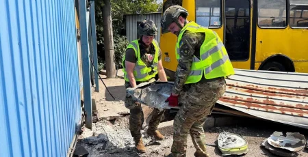 У Дарницькому районі вибухотехніки вилучили бойову частину ракети С-400