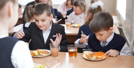 Бориспіль витратить 27 млн гривень на харчування дітей у школах