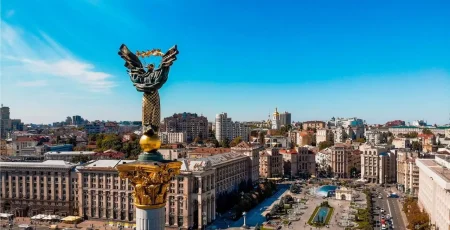 Для киян і гостей столиці проведуть безплатні екскурсії, присвячені Дню Української Державності