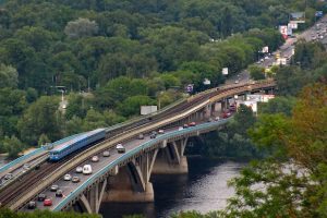 Із 31 липня до 3 серпня буде обмежено рух мостом Метро (схема)