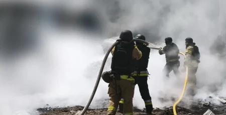 У Павлограді ворожий КАБ вдарив по підприємству: троє вбитих, 19 поранених