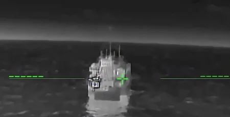 Сил безпілотних систем уразили ще 10 танкерів та 4 пороми агресора (відео)