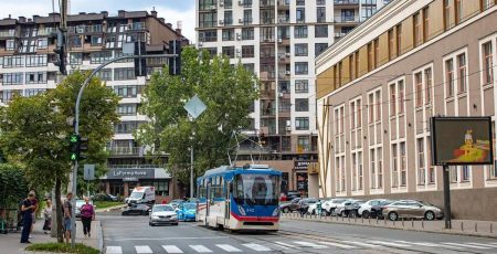 У Києві ремонтуватимуть тротуари на Глибочицькій за понад 20 млн гривень