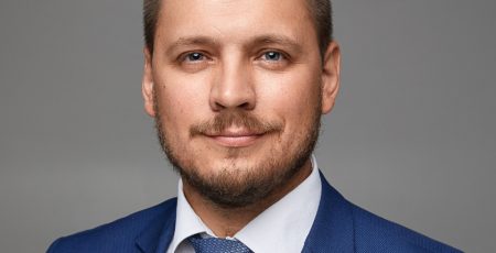 Роман Титикало